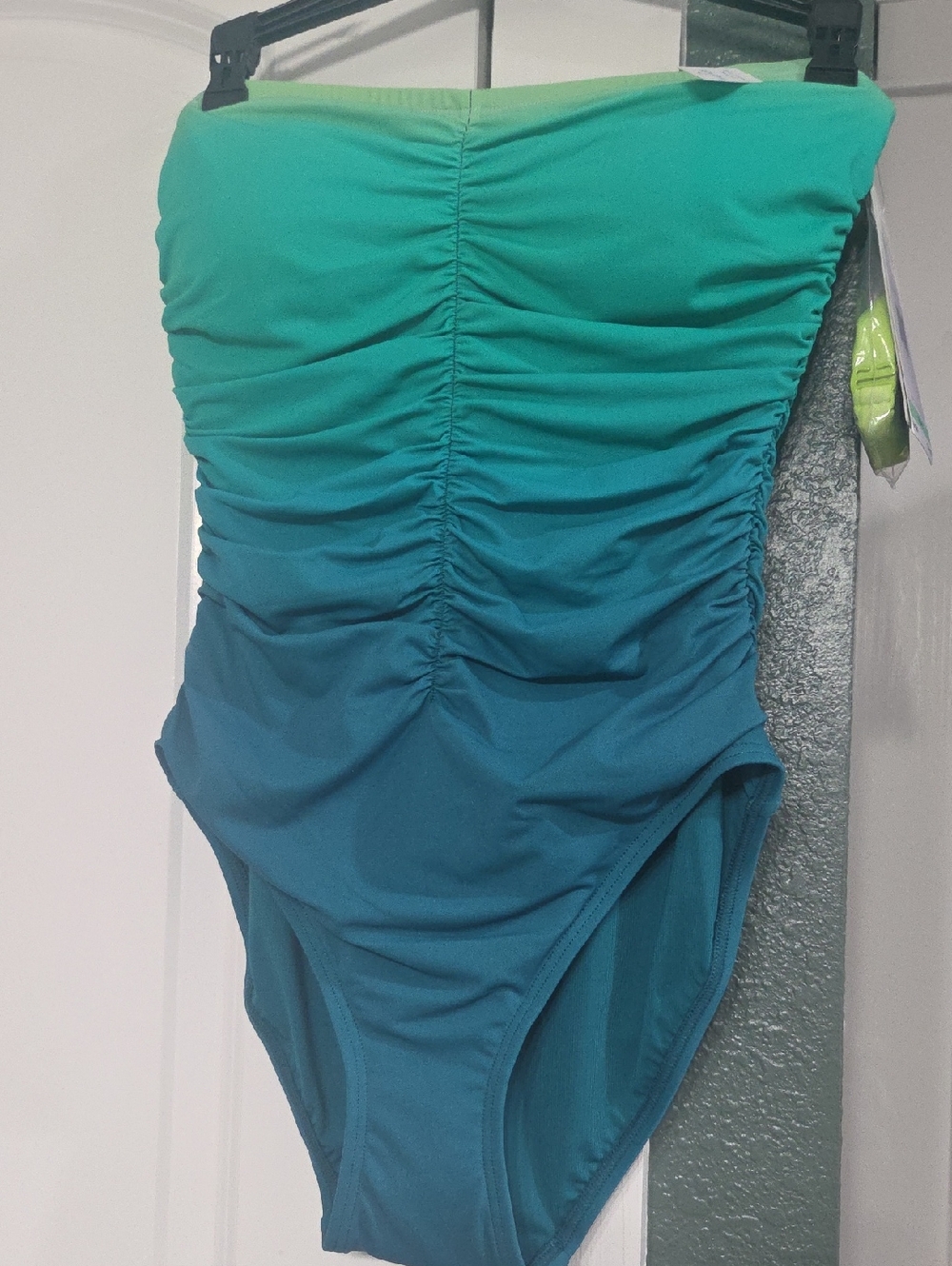 Coco Contours Green Ombre Bandeau One-Piece Swimsuit 10/34C